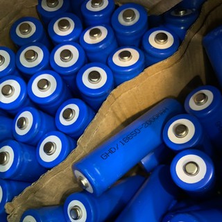 Pin 18650 (3.7V - 2000mAh) (KHÔNG ĐẦU)