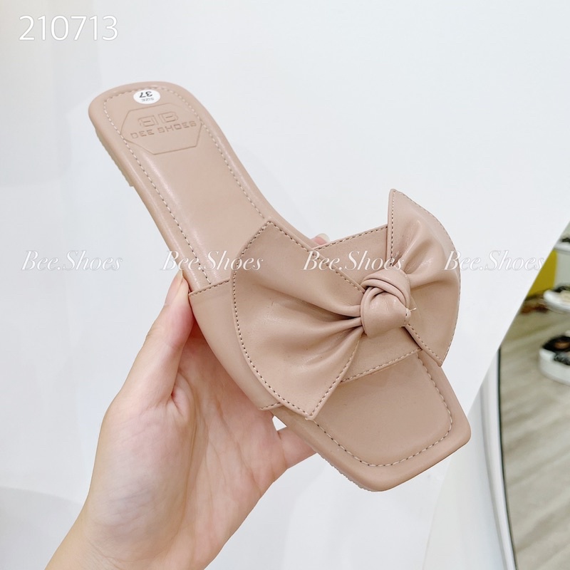 BEESHOES - DÉP NƠ NỮ DA MỀM MŨI VUÔNG - DÉP NỮ ĐẾ BỆT CÓ SẴN MÀU ĐEN - KEM - BE - NÂU - XANH - VÀNG - HỒNG 210713