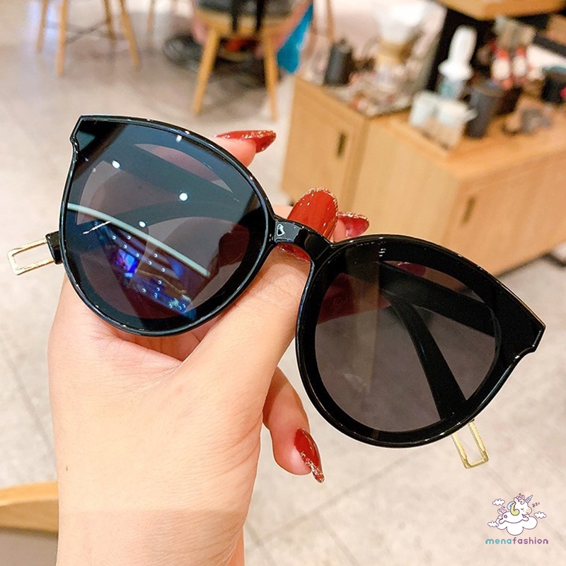 Kính Mát Chống Tia UV Dễ Thương Cho Bé