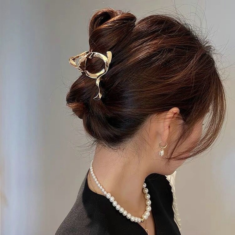 Kẹp Tóc Kim Loại Kiểu Dáng Hình Học Ba Chiều Cá Tính Đơn Giản Phong Cách Cho Nữ