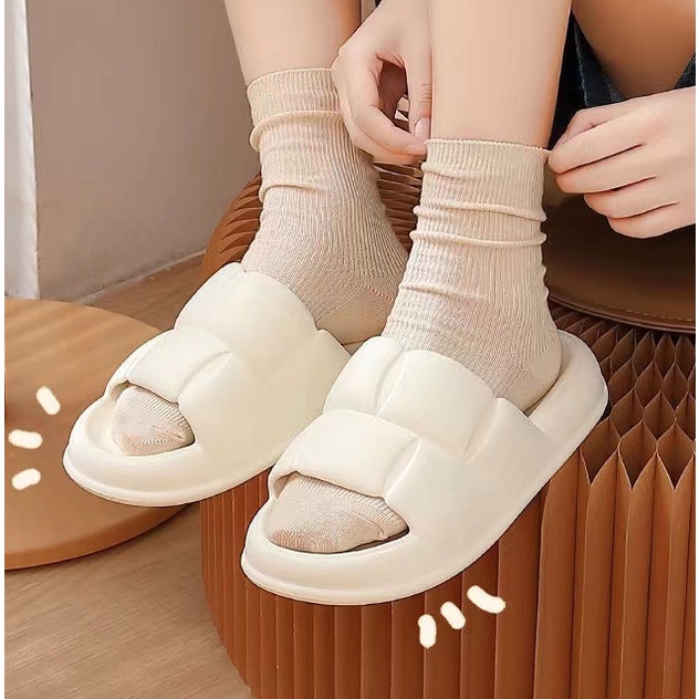 Dép nữ và nam quai ngang đúc nguyên khối siêu êm siêu nhẹ siêu bền siêu xinh