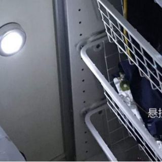 Đèn led 3 bóng dán tường