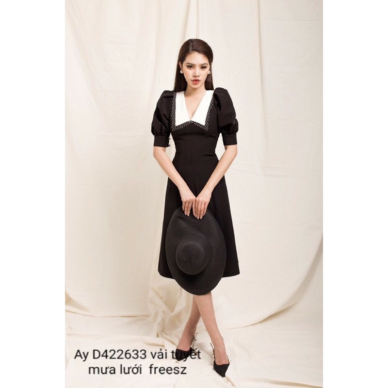 Đầm xòe kiểu tay con phối lưới
