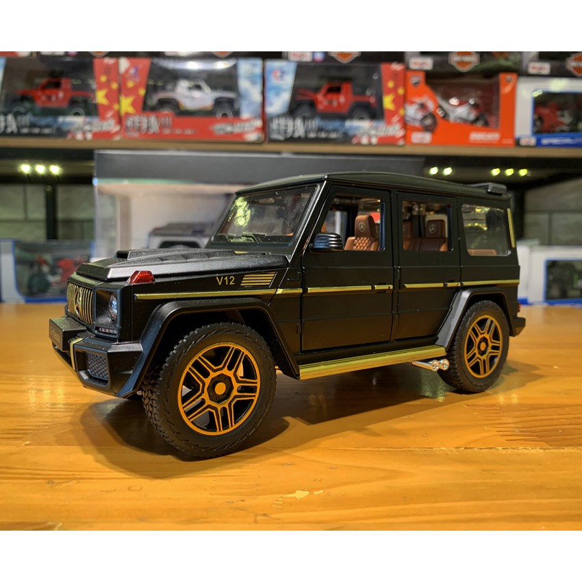 Mô hình xe hợp kim Mercedes-Benz G63 G-Klessa tỉ lệ 1:24 màu đen