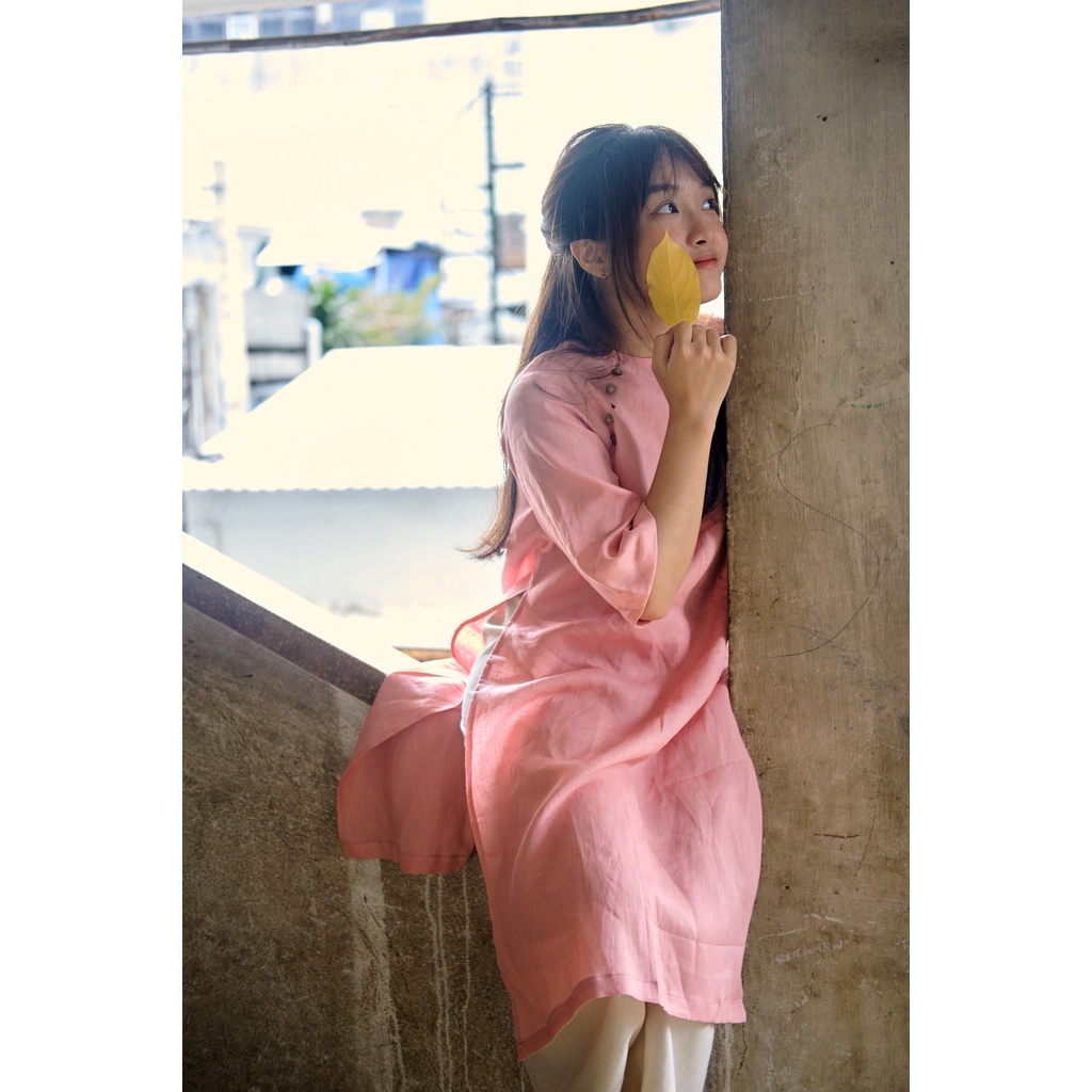 Áo Dài Linen Tưng Không Cổ Dáng Suông