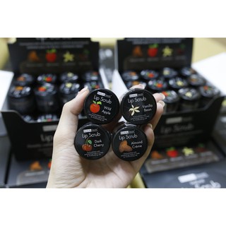 Tẩy tế bào chết cho môi Beauty Treats