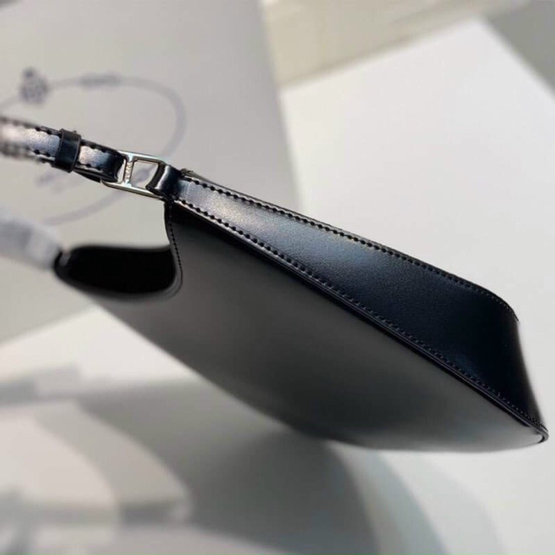 Túi kẹp nách da bóng siêu hot 900 | BigBuy360 - bigbuy360.vn