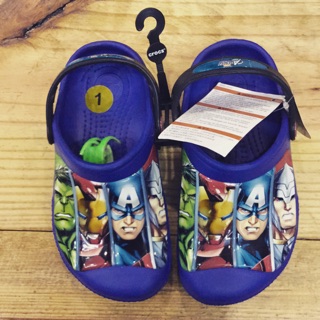 Giày crocs cho bé