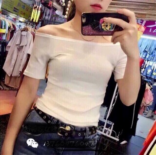 Áo thun croptop trễ vai