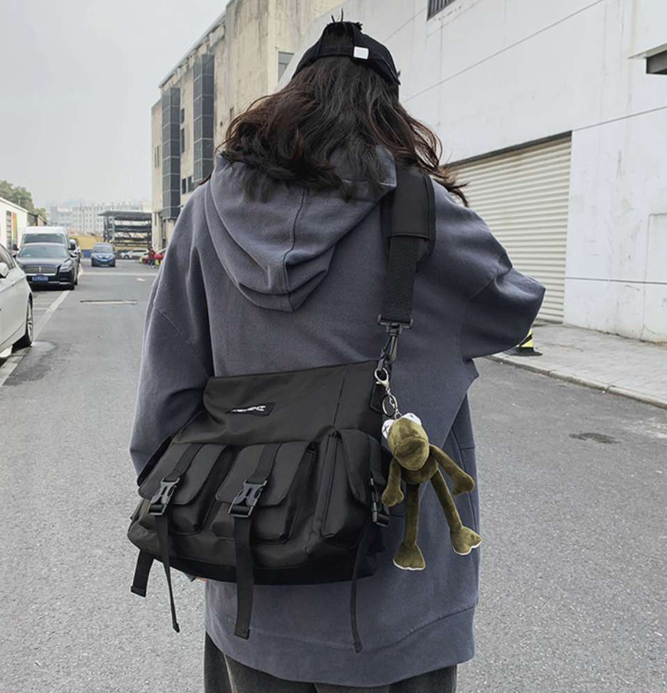Túi đeo chéo unisex thời trang Hàn Quốc vải canvas khổ to tiện dụng KEKEMI
