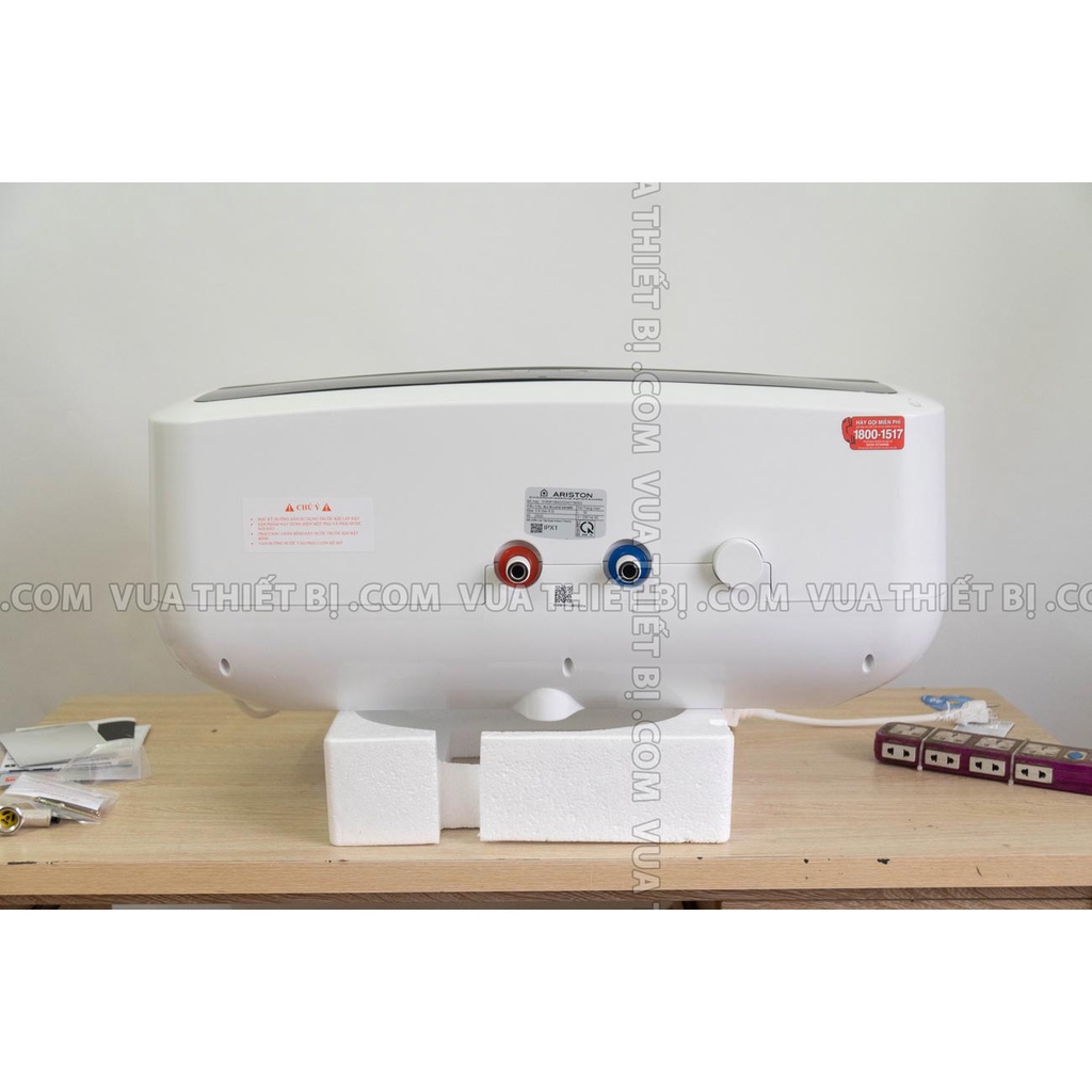 Ariston SLIM2 LUX-D 30 Lít – Bình Nóng Lạnh Gián Tiếp - SL2 30 LUX-D