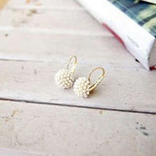 Hoa tai đính hạt thanh lịch cho nữ