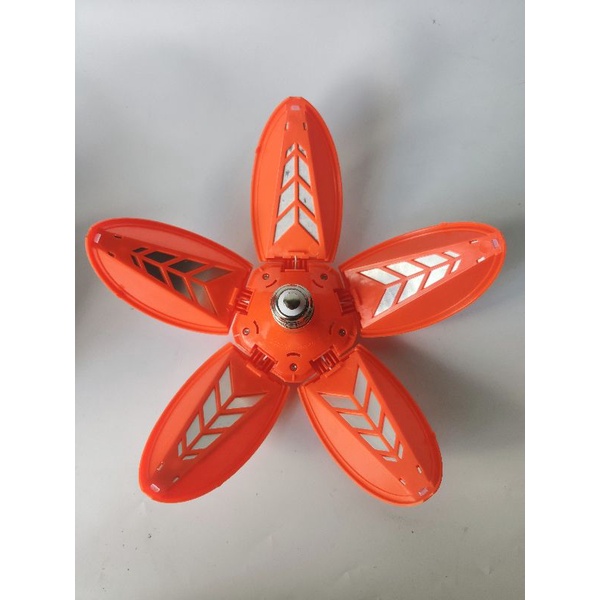 ĐÈN LED TRANG TRÍ 5 CÁNH