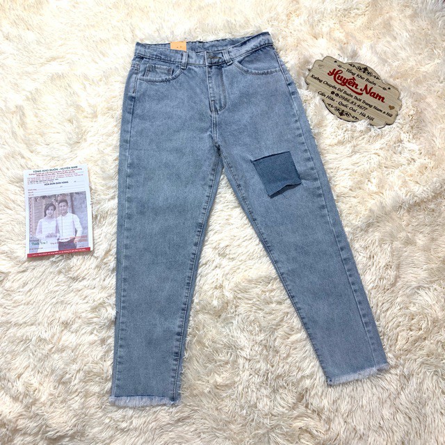Quần bò baggy rách vuông