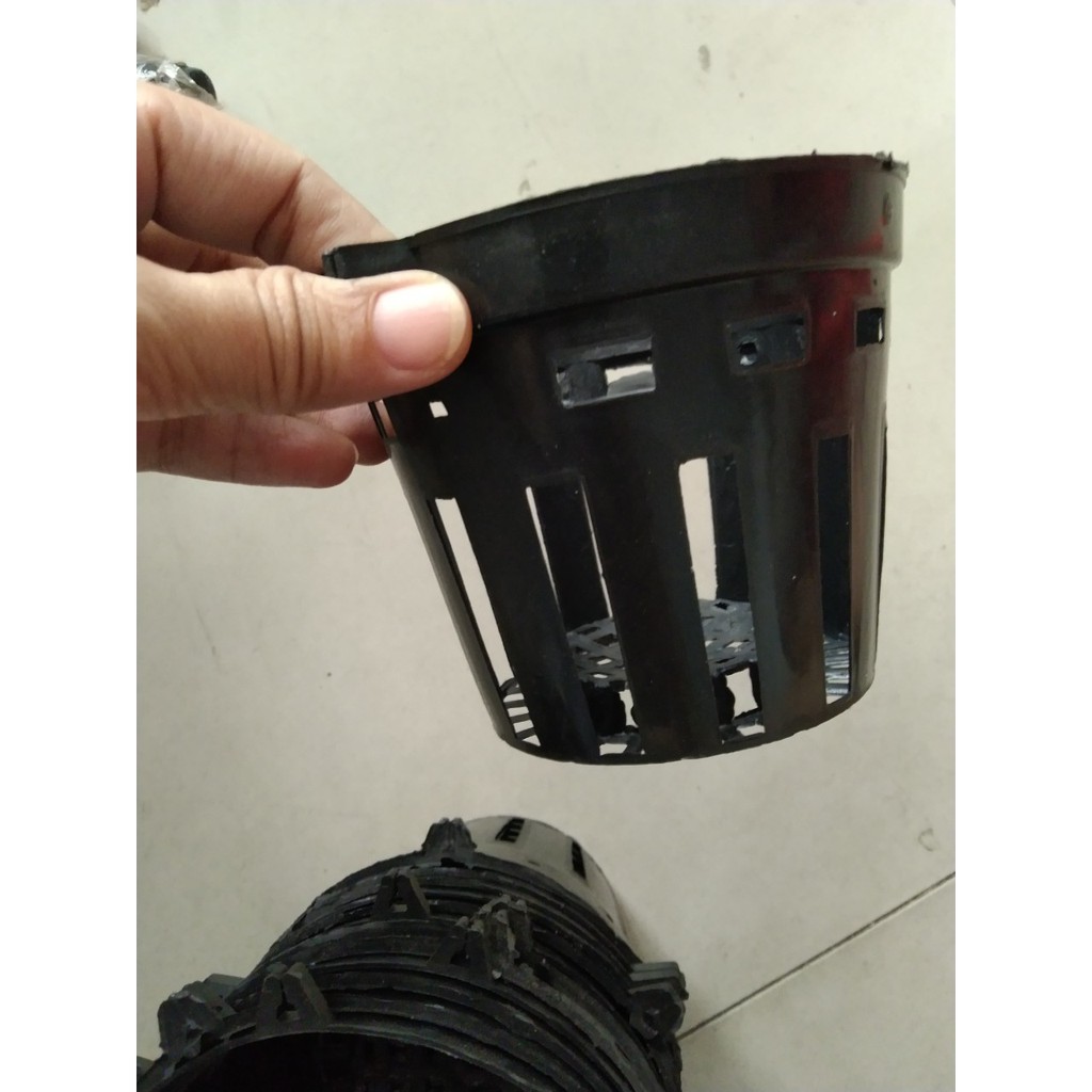 Chậu nhựa trồng lan hàng mới, dày đẹp, bán compo 5 cái