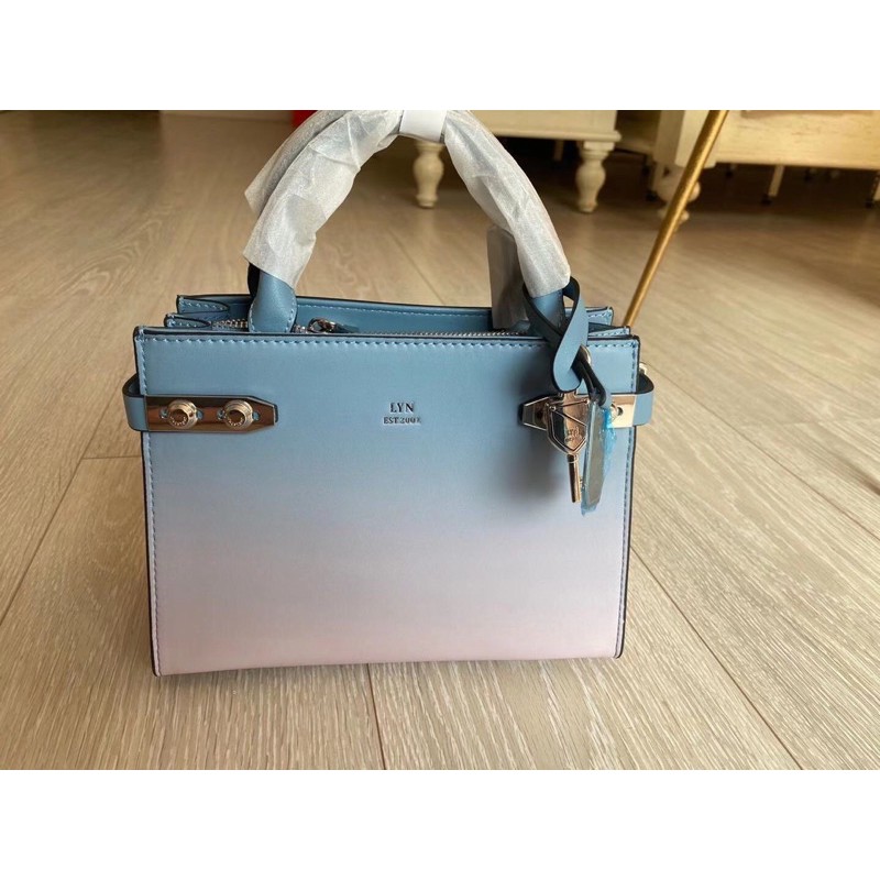 Túi LYN quai cầm màu loang size 23cm