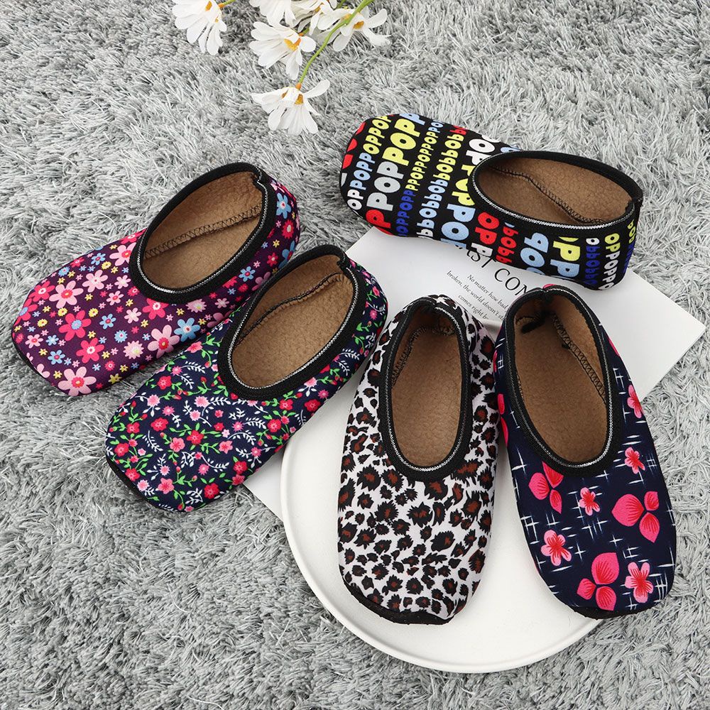 Vớ đi trong nhà chất liệu dày dặn chống trượt giữ ấm mùa đông thời trang cho nam nữ