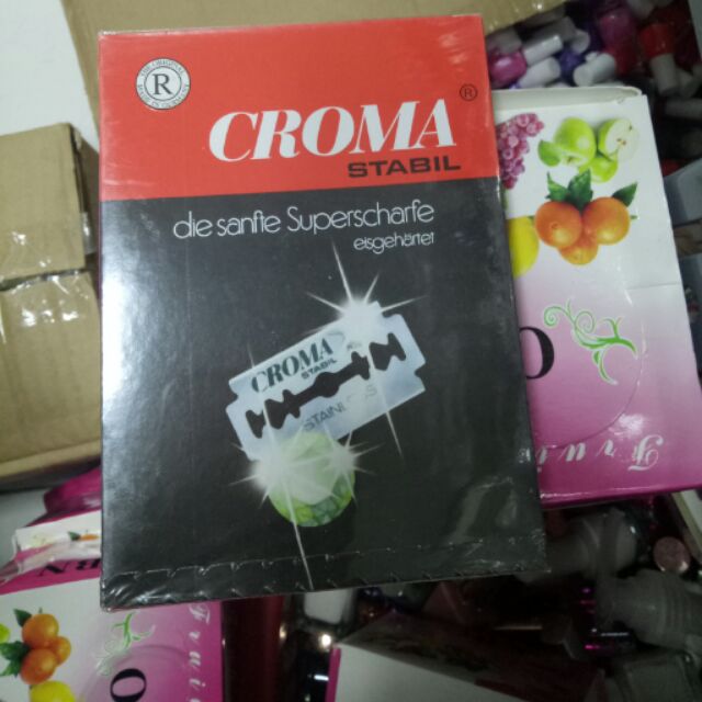 Dao cạo râu croma
