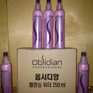 NƯỚC XỊT DƯỠNG TÓC HOA HỒNG OBSIDIAN 250ML