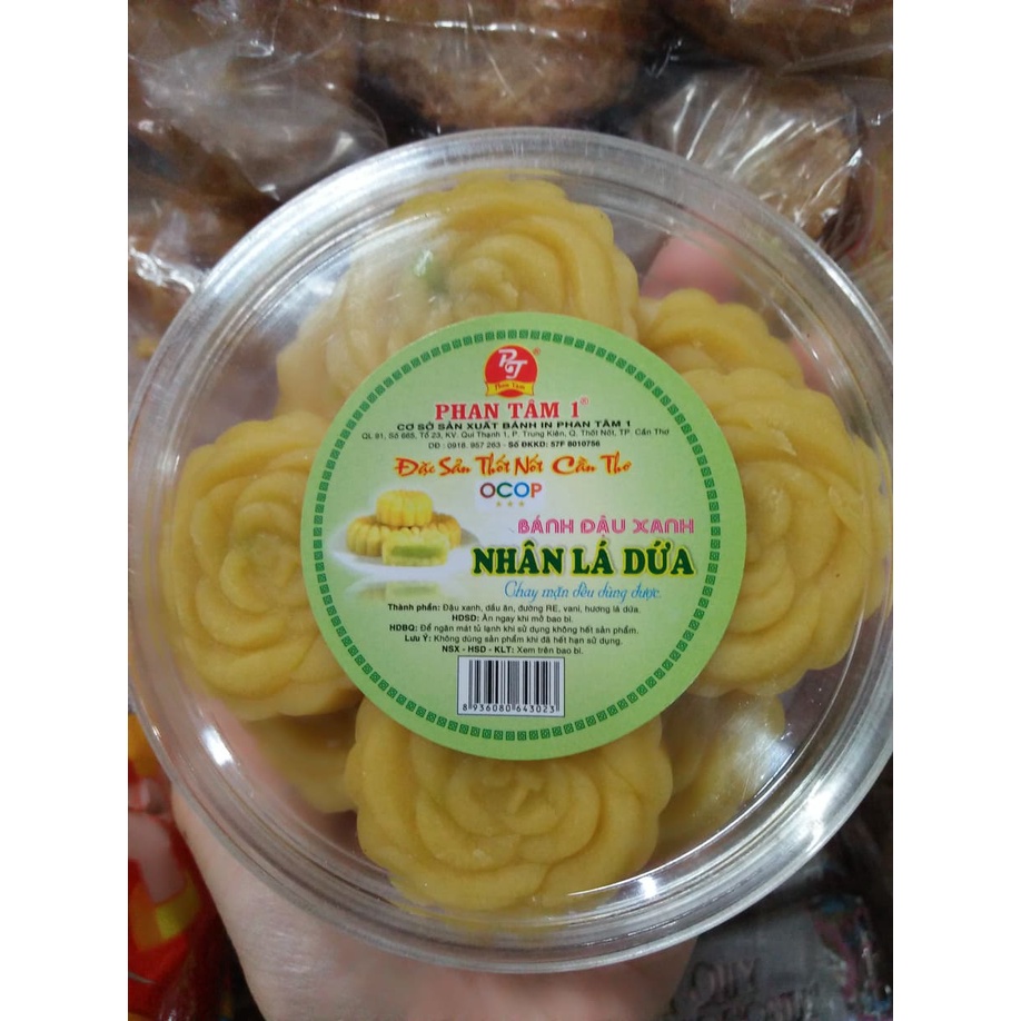 BÁNH ĐẬU XANH NHÂN LÁ DỨA PHAN TÂM - hộp 240gr