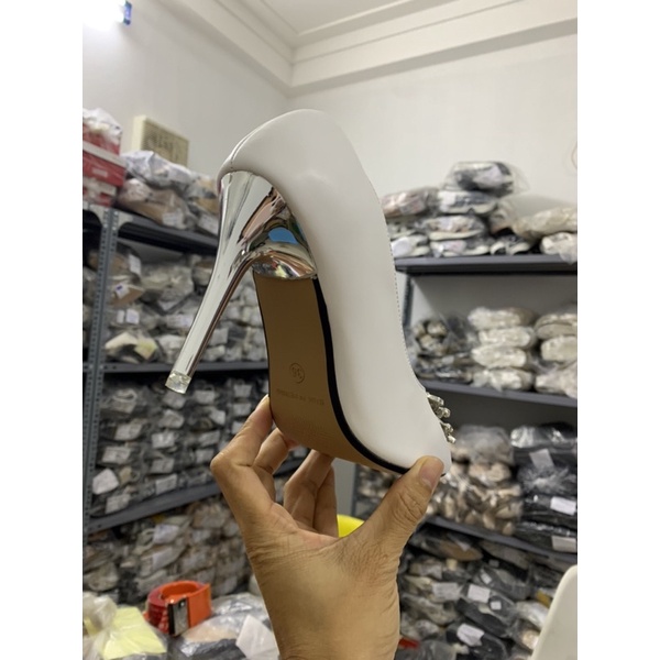 Giày cao gót 9 phân bít mũi đính đá hình bướm - một đôi cao gót cực sang chảnh cuốn hút - SUDI SHOES- V6 BEA