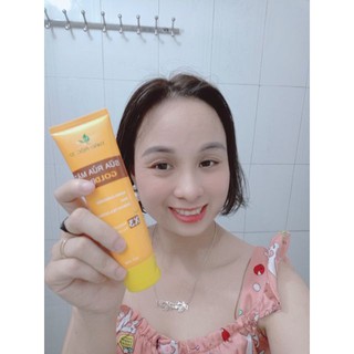 (rẻ vô địch) Sữa rửa mặt GOLD PLUS Thảo mộc 37 . ,