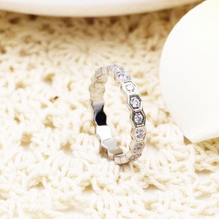 Nhẫn Nữ Sang Trọng Titan Không Đen TT 1075