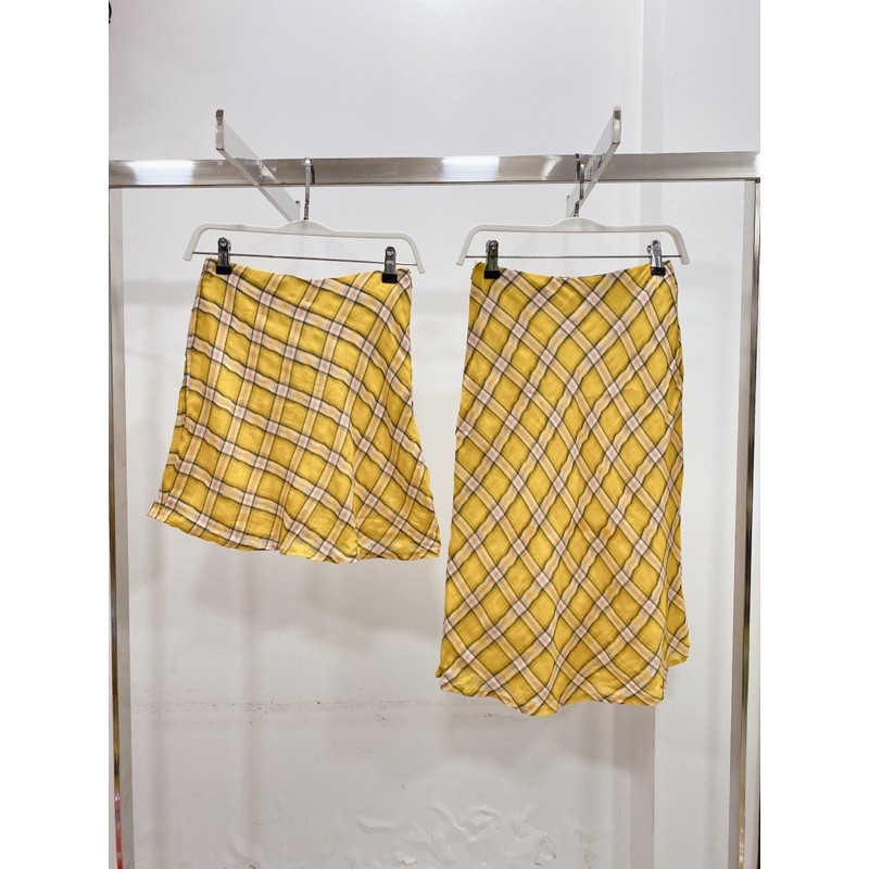 [Mã FASHIONMALLT4 giảm 15% đơn 150k] Chân váy kẻ caro Kaylee (dài/ngắn) SODA POP | BigBuy360 - bigbuy360.vn