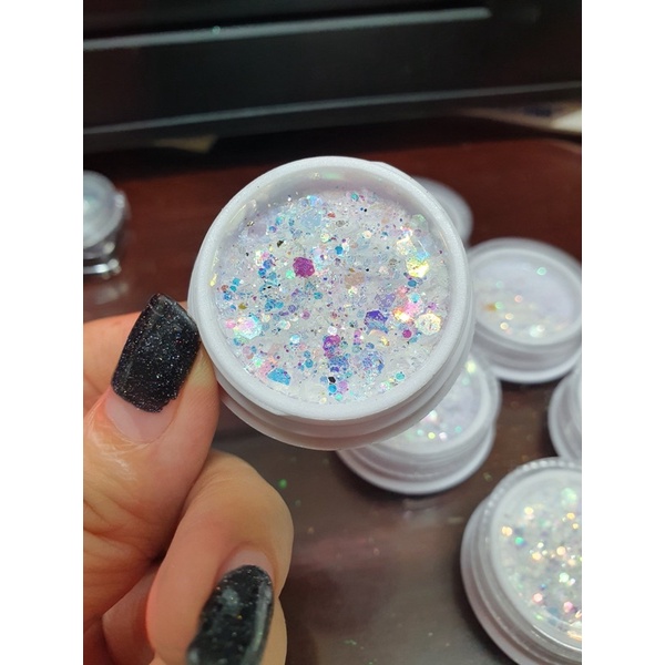 Nhủ Siêu Sáng Trang Trí Móng