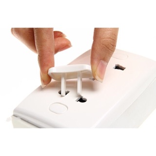 NÚT BỊT LỖ ĐIỆN AN TOÀN CHO BÉ - 000209