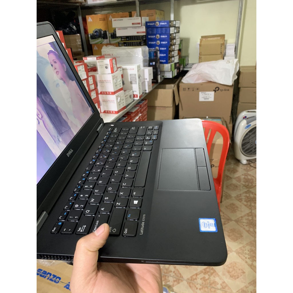 Laptop Dell Latitude E7270 Core i5 6300U Ram 8gb SSD256GB MÀN 12.5'' máy đẹp | BigBuy360 - bigbuy360.vn