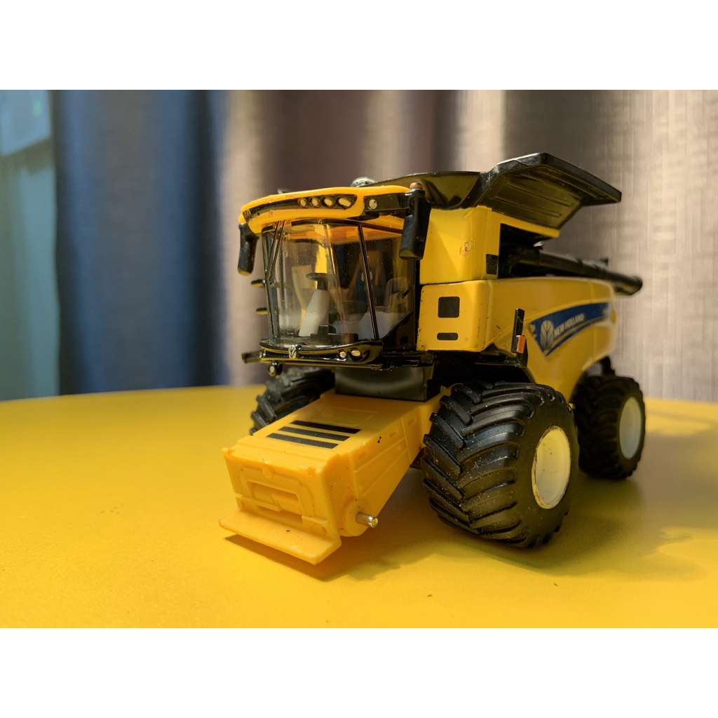 Mô hình máy gặt John Deere - Xe kim loại - Hàng sưu tầm - Tỉ lệ 1/32