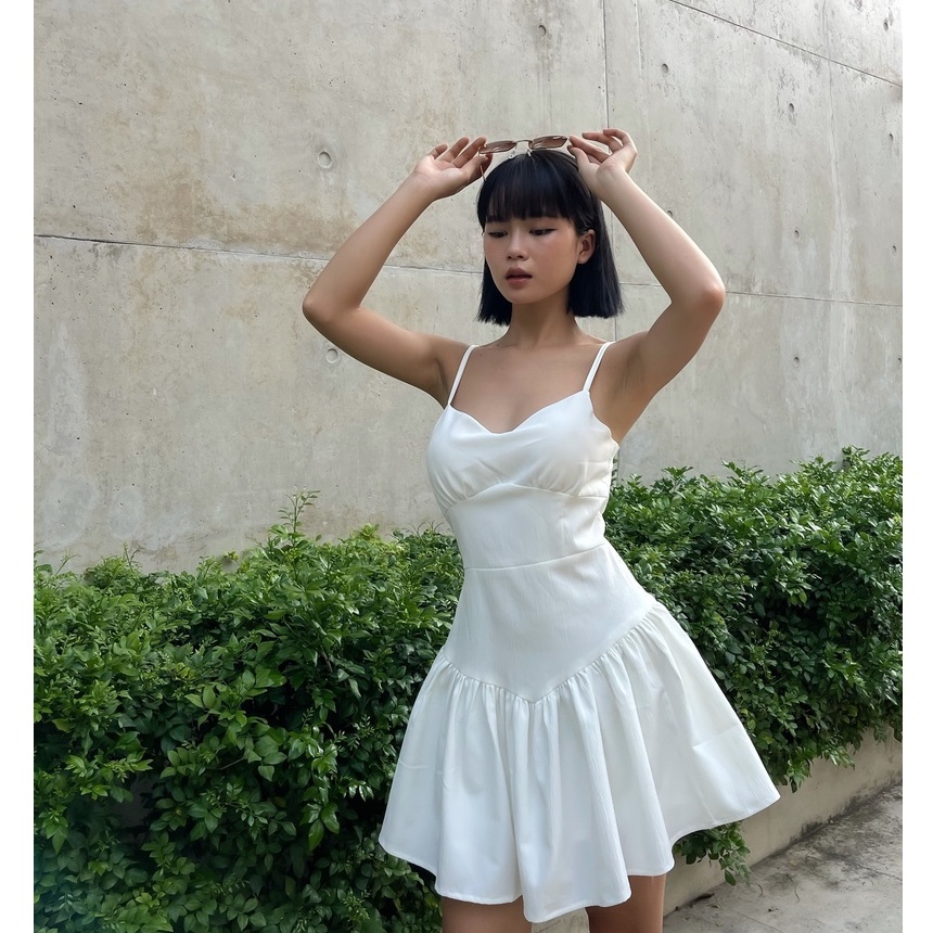 Đầm Xoè Cổ Vuông Màu Trắng Dáng Xoè Hot Girl LucieBrandvn Thích Hợp Cho Nữ