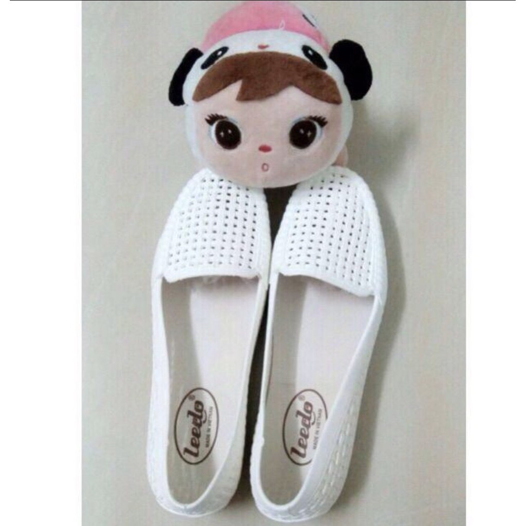 Giày nhựa thoáng khí siêu dẻo thời trang | BigBuy360 - bigbuy360.vn