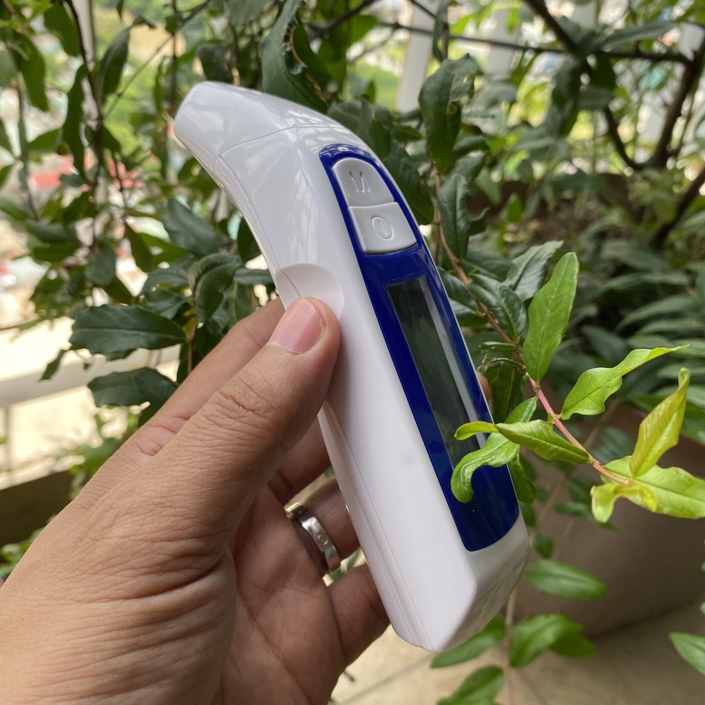 Nhiệt kế hồng ngoại đo trán đo tai không tiếp xúc Ear and Forehead Infrared Thermometer Model YI-100