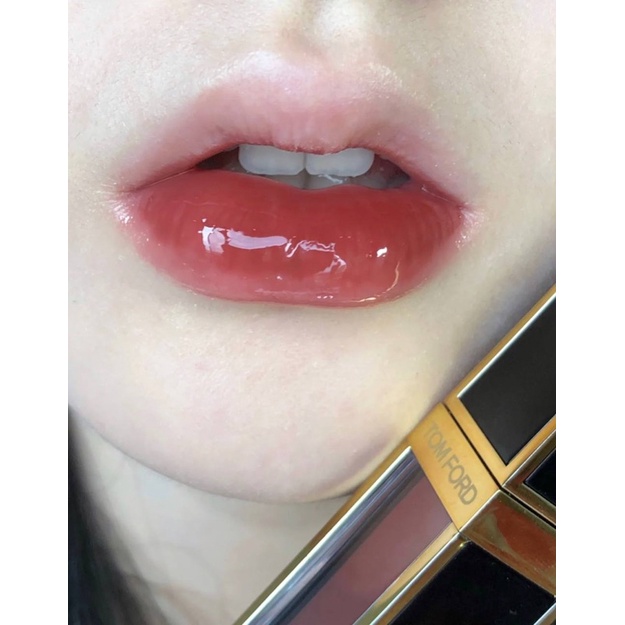 Son kem bóng TOM FORD Gloss Luxe 5.5ml