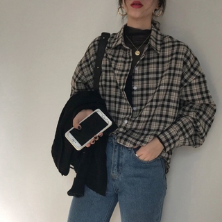 Áo sơ mi họa tiết sọc caro trắng đen phong cách vintage Hàn quốc