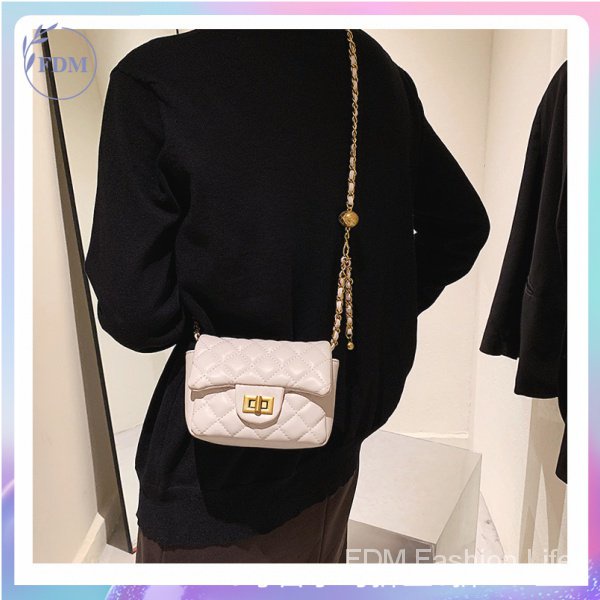 Túi Đeo Chéo Họa Tiết Trái Dứa Thời Trang Sành Điệu Cho Nữ