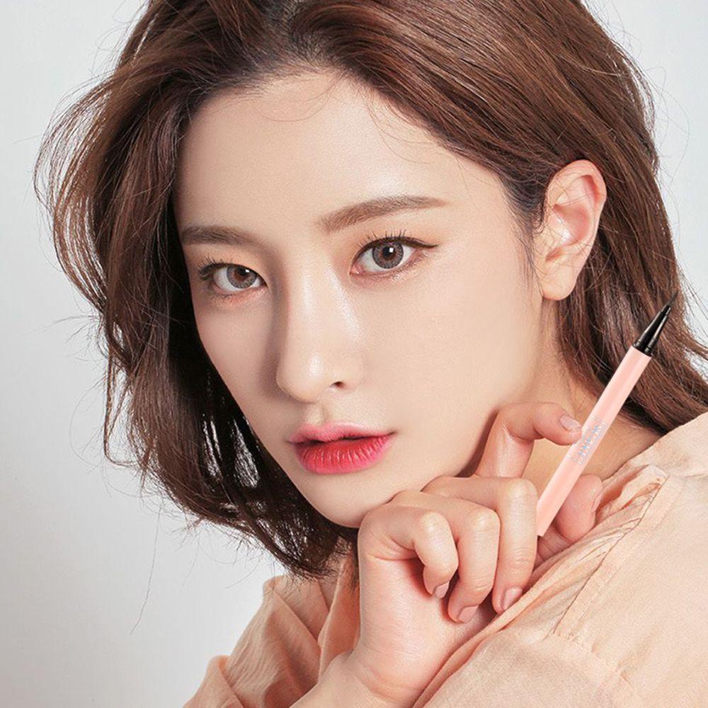 LAY 1 Bút Kẻ Mắt Dạng Lỏng Chống Thấm Nước Và Mồ Hôi