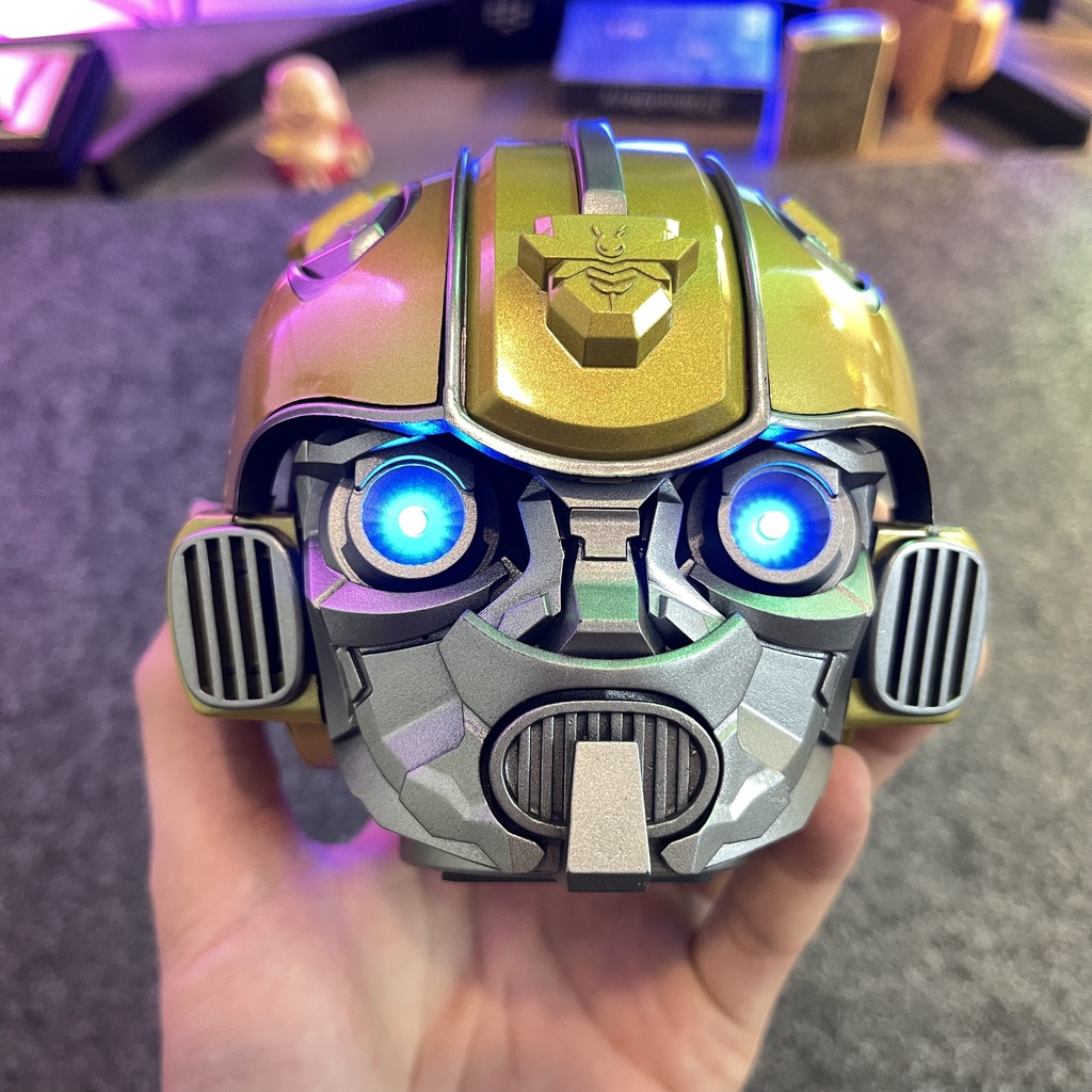 Loa Bluetooth Nghe Nhạc Bumblebee Đầu Robot Mắt Có Đèn Led Xanh Âm Thanh Sống Động