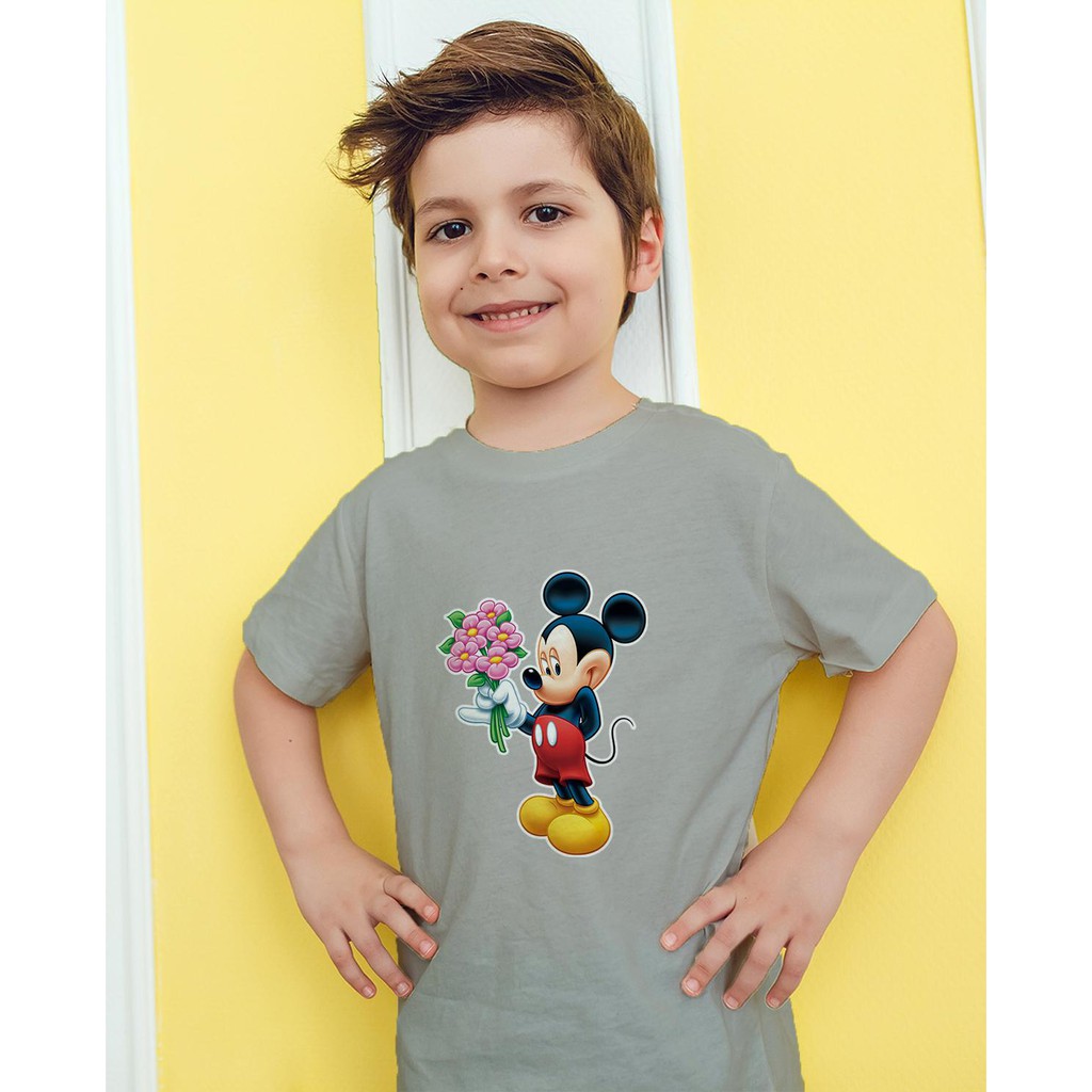 Áo thun Trẻ em in hình Mickey cầm hoa Cotton Thun - Dẽ Thương