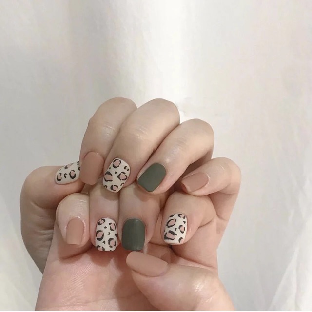 Set dán móng tay Nails dán nghệ thuật nhiều màu - có ngay bộ móng đẹp trong 5 phút (Nail wraps / Nail stickers)