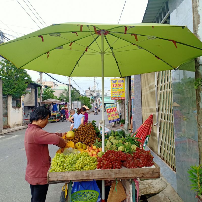 SIÊU RẺ_DÙ VẢI 2M5 RỘNG 2M4 CHE MƯA CHE NẮNG BÁN HÀNG(chưa bao gồm đế)