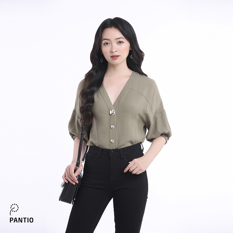 Áo sơ mi nữ chất liệu thô tay lỡ, dáng suông đính cúc FAS32639 - PANTIO