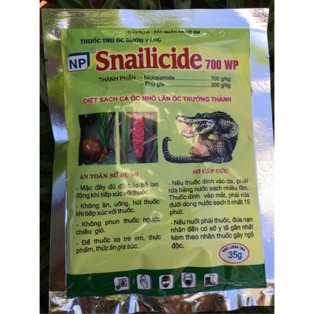 Thuốc diệt các loại ốc Snailicide 700WP dạng phun hoặc tẩm mồi.