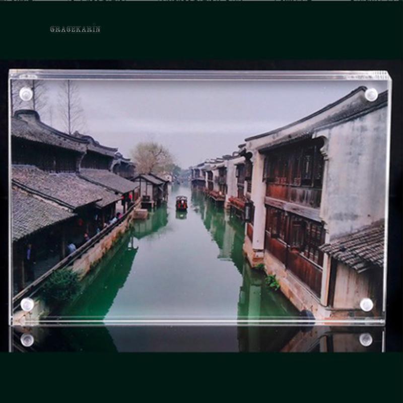 Khung ảnh acrylic từ tính trong suốt dùng cho trưng bày áp phích có giá đỡ
