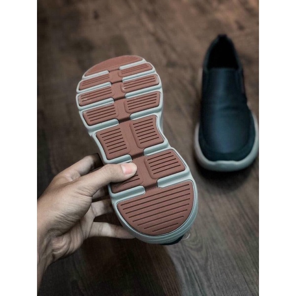 Giày lười Skecher Ultra go cho nam đế cao 4cm