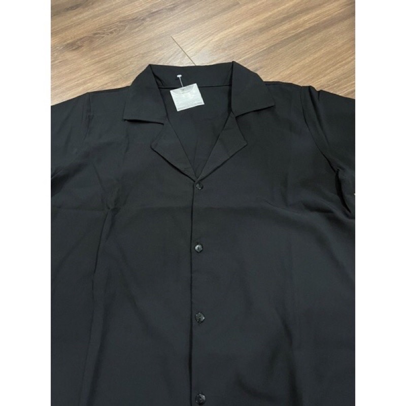 Áo sơ mi cổ vest màu đen   thanh lý 2hand