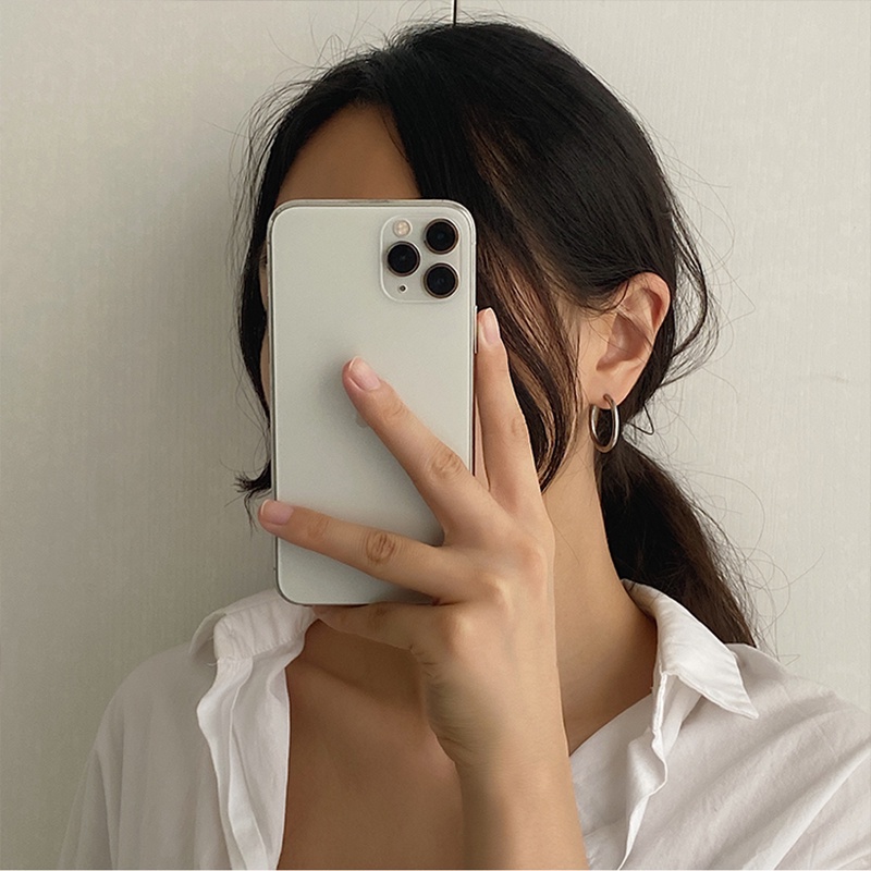 1 Khuyên Tai Tròn Bằng Thép Không Gỉ 18mm Màu Đen Bạc Dành Cho Nam Và Nữ