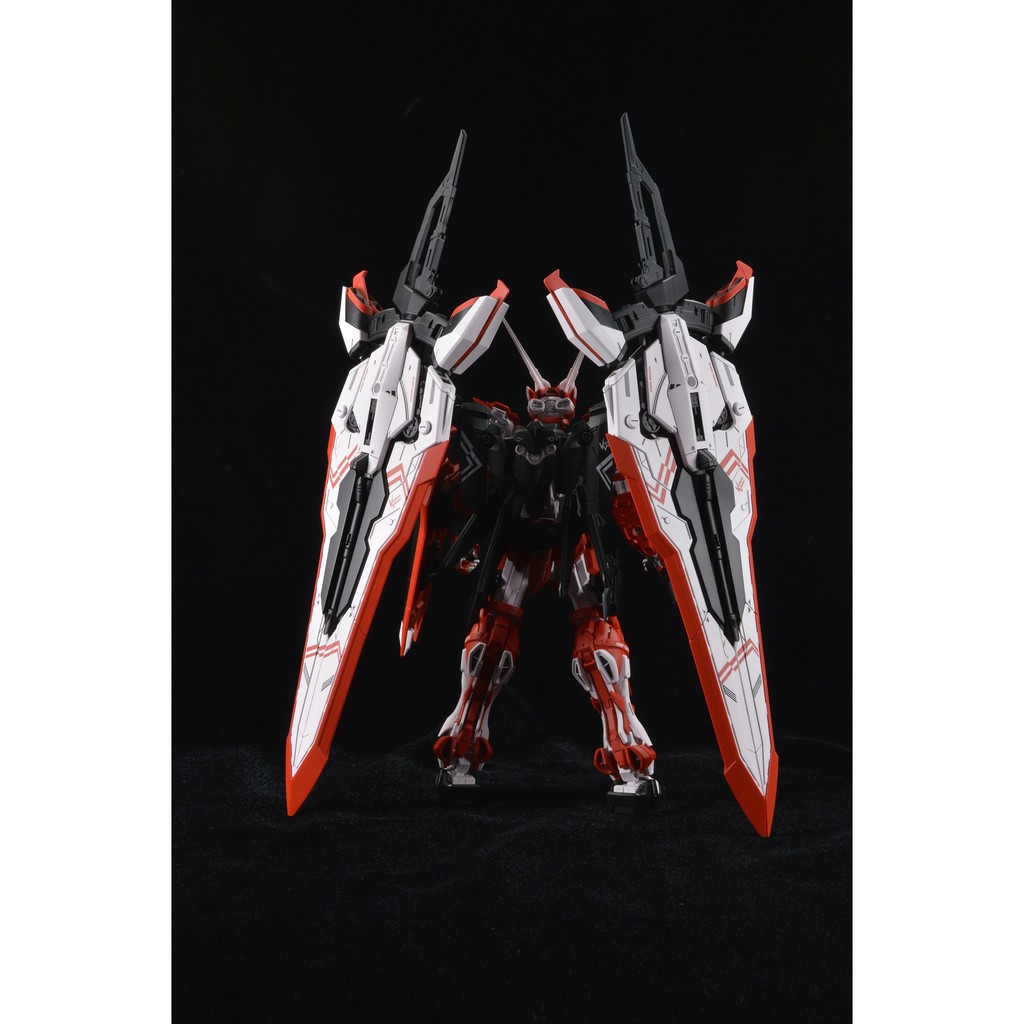 Mô Hình Lắp Ráp MG 1/100 Gundam Astray Turn Red